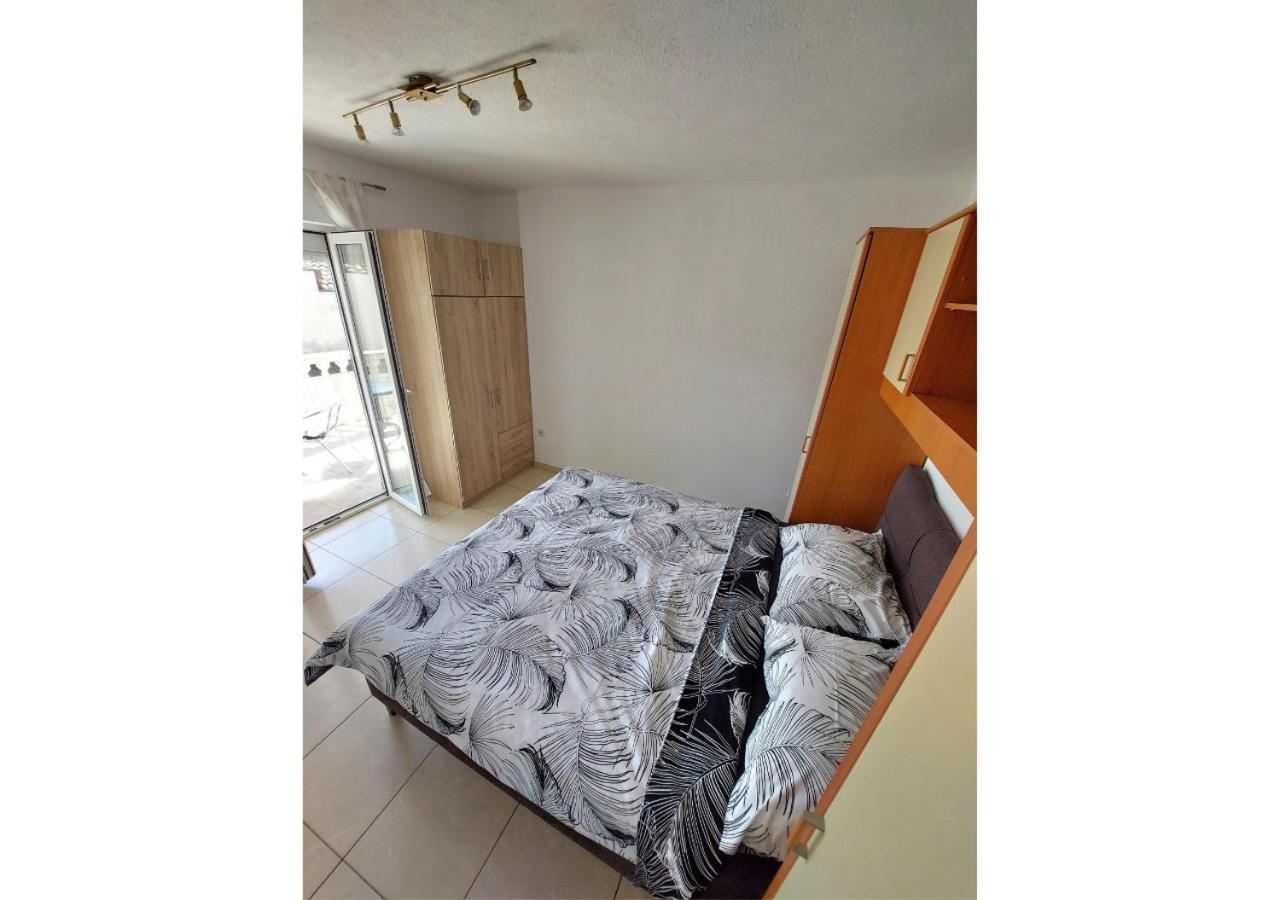 Apartman Dobric ฟาชานา ภายนอก รูปภาพ