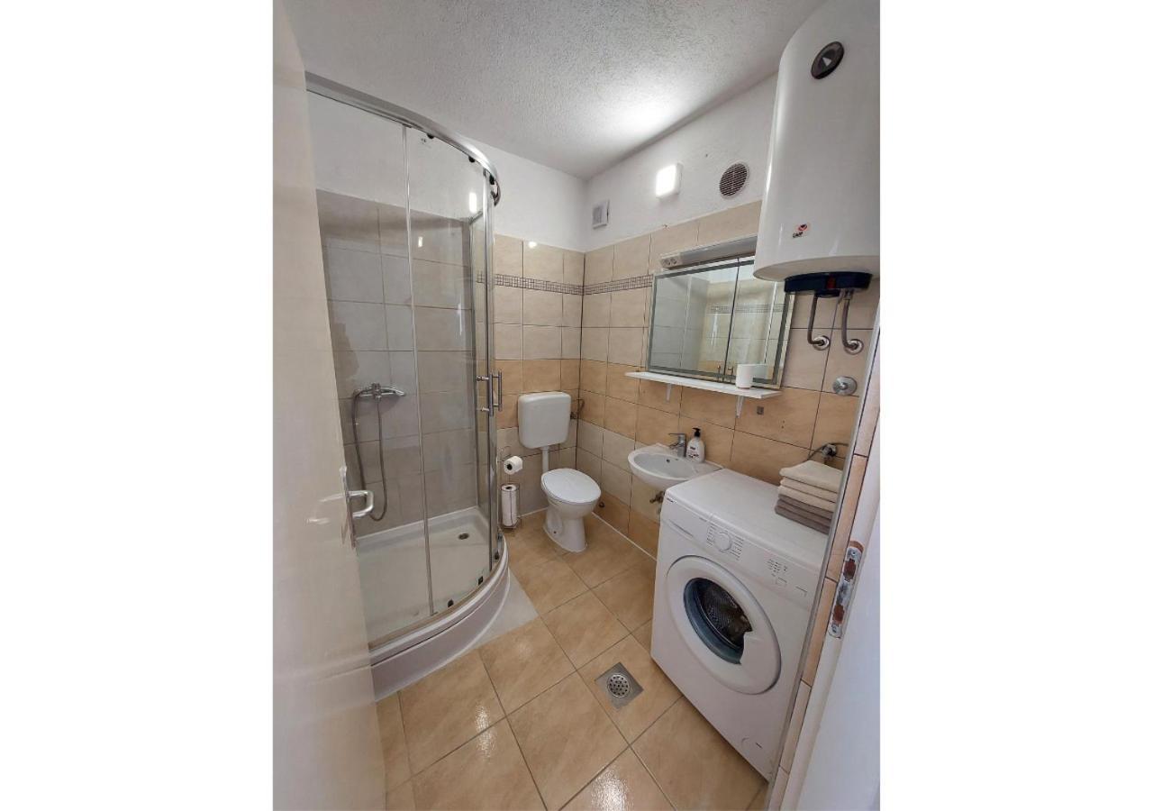 Apartman Dobric ฟาชานา ภายนอก รูปภาพ